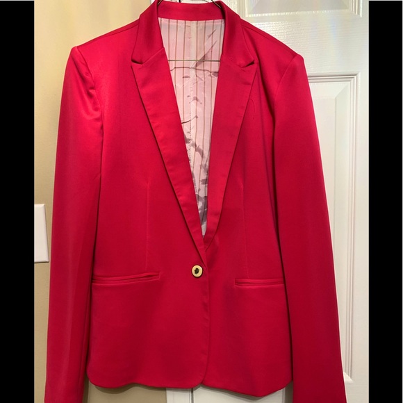 Fuchsia Blazer - Picture 1 of 4